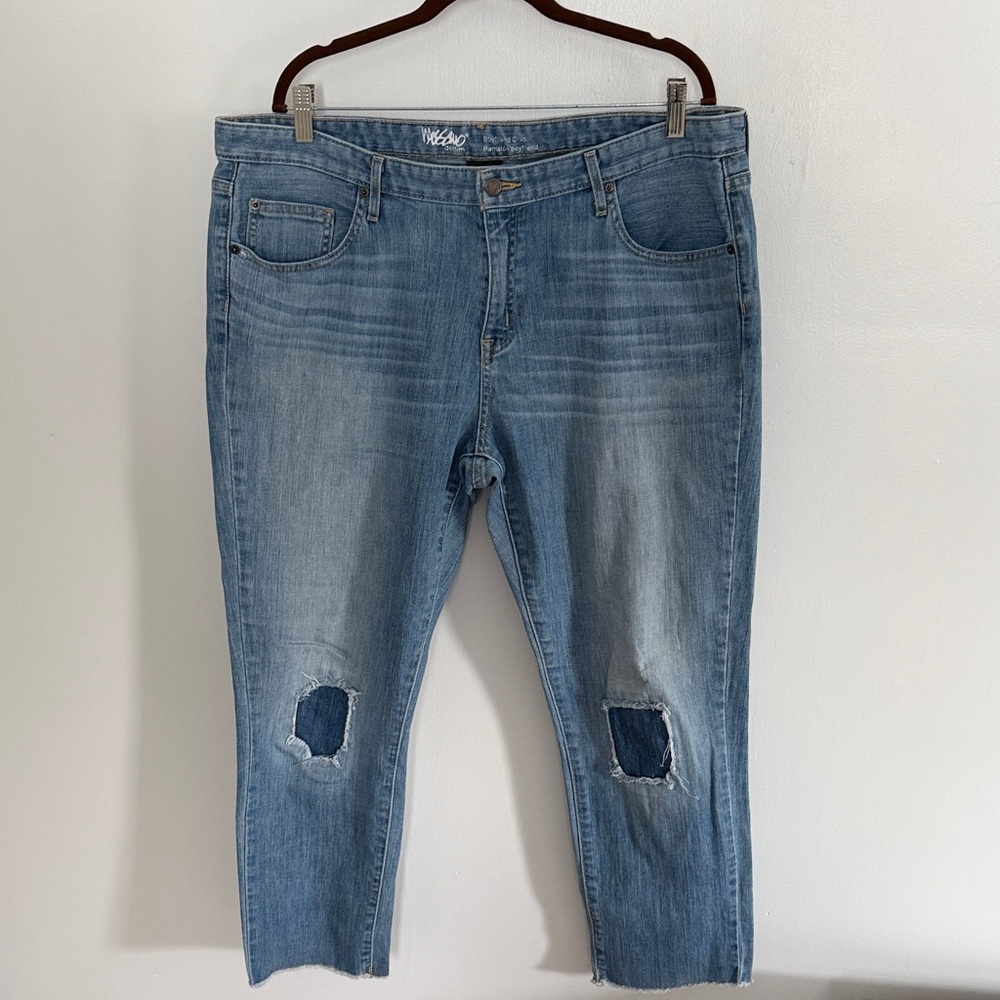Distressed Patch Knees Boyfriend Cut Jeans Sz 16